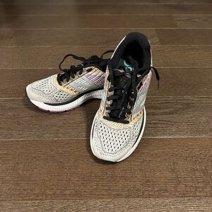 New Balance 860 v9 Running Shoes